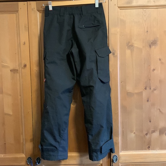 Bergans Of Norway Youth Entrant snow/Ski/Winter Pants black, Size: 128 US size 8 - Picture 8 of 8